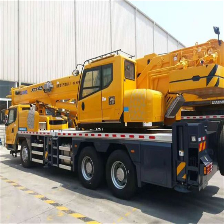 龙泉驿离这最近出租吊车电话