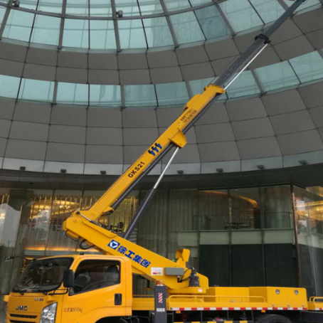 龙泉驿附近高空作业车租赁｜安全设备租赁｜高空安装|工程定制化方案｜亿立达设备租赁